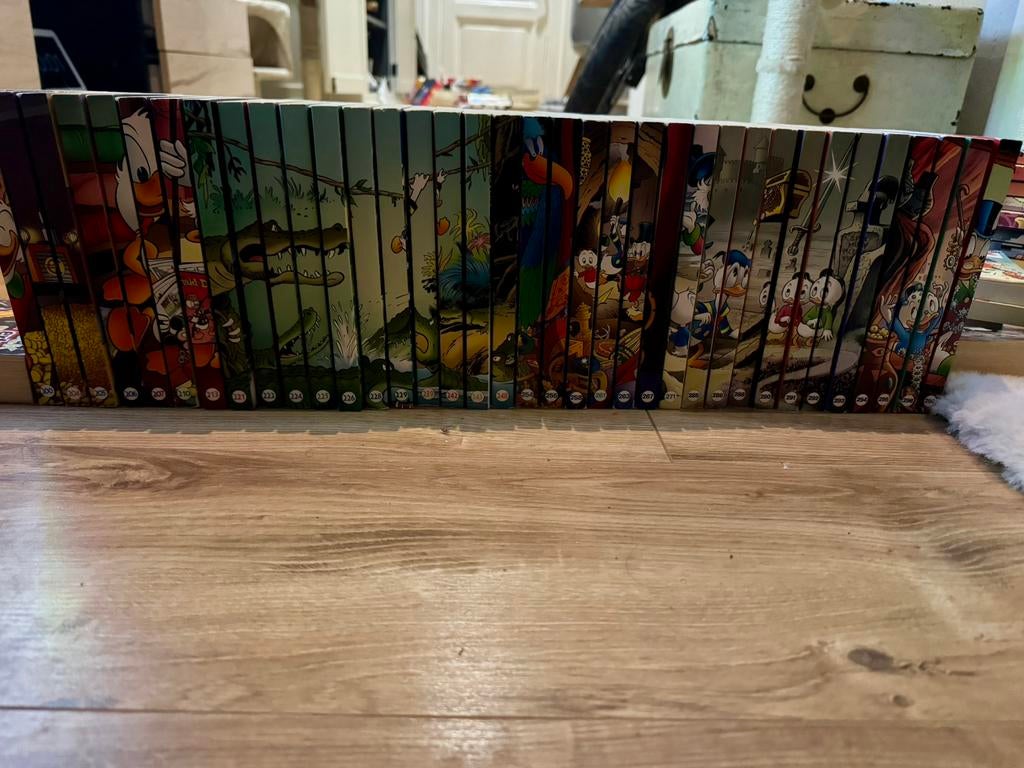 Heel veel donald duck, pockets, dubbel pockets, fantasy enz, Boeken, Stripboeken, Meerdere stripboeken, Ophalen
