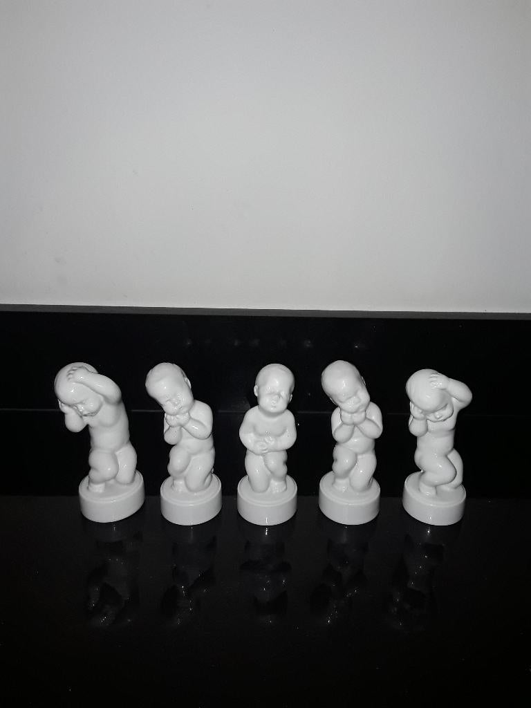 5 Bing&Grondahl porseleinen kindjes met pijn, Verzenden