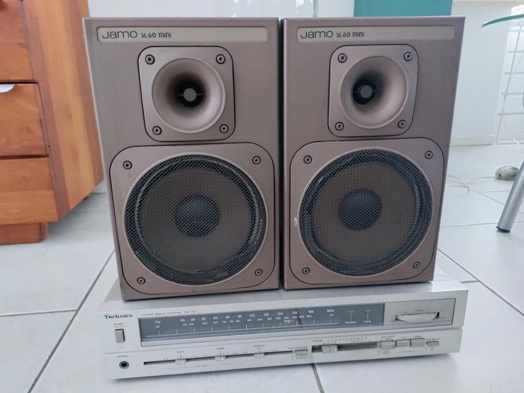 Tuner-versterker (radio) met boxen, Audio, Tv en Foto, Versterkers en Receivers, Overige merken, Gebruikt, Ophalen of Verzenden