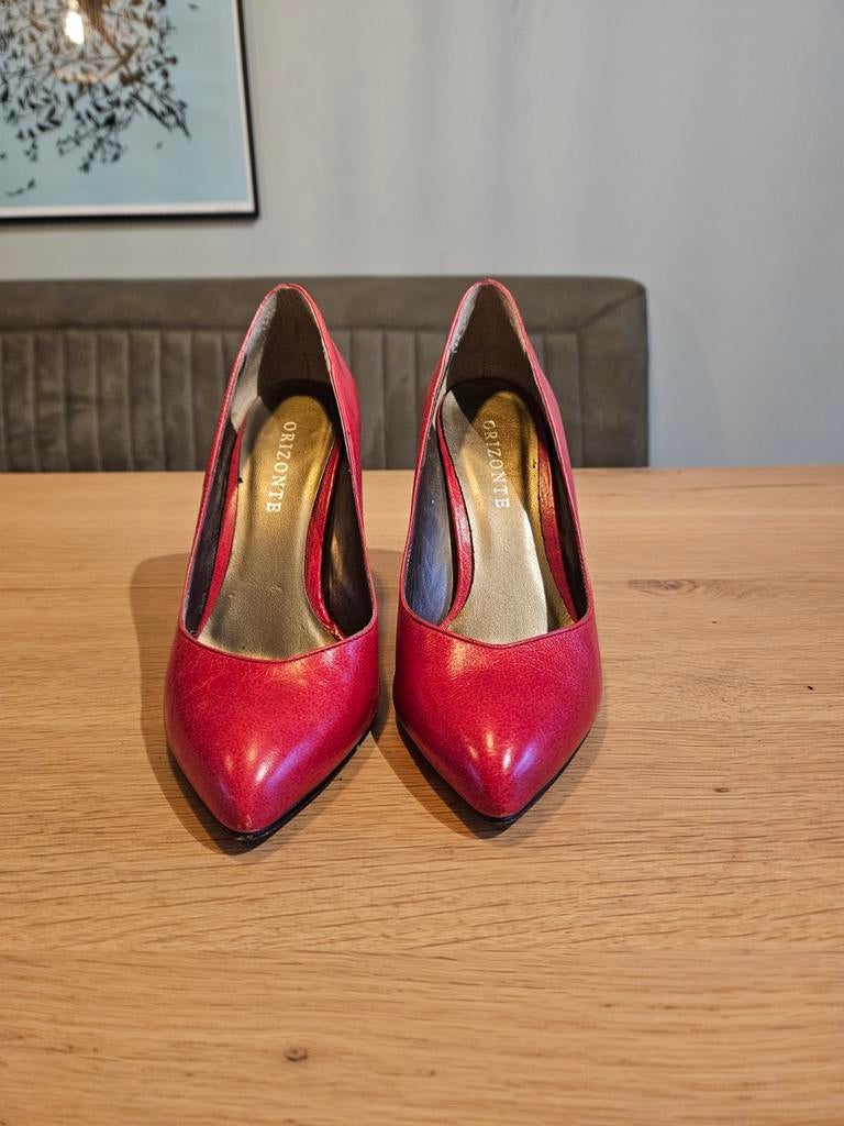 Rode hakken, Orizonte maat 39, Kleding | Dames, Schoenen, Ophalen of Verzenden