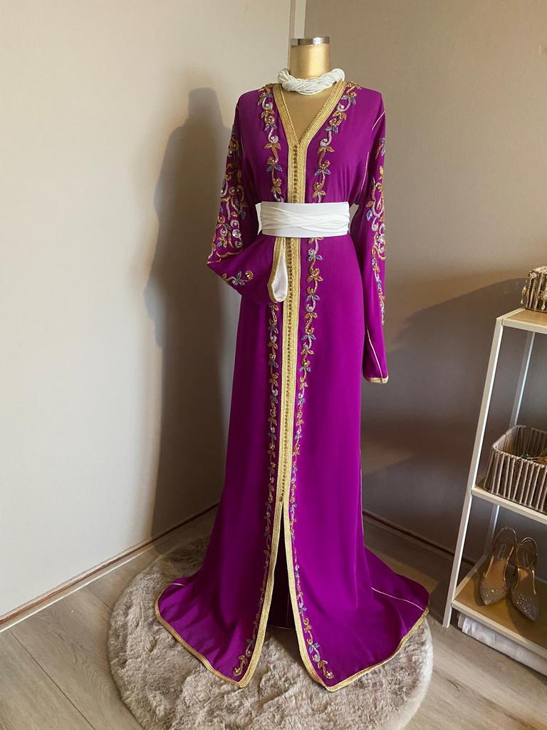 Marokaanse kaftans en takchita en een prachtige Henna jurk, Kleding | Dames, Gelegenheidskleding, Maat 38/40 (M), Adam, Overige typen