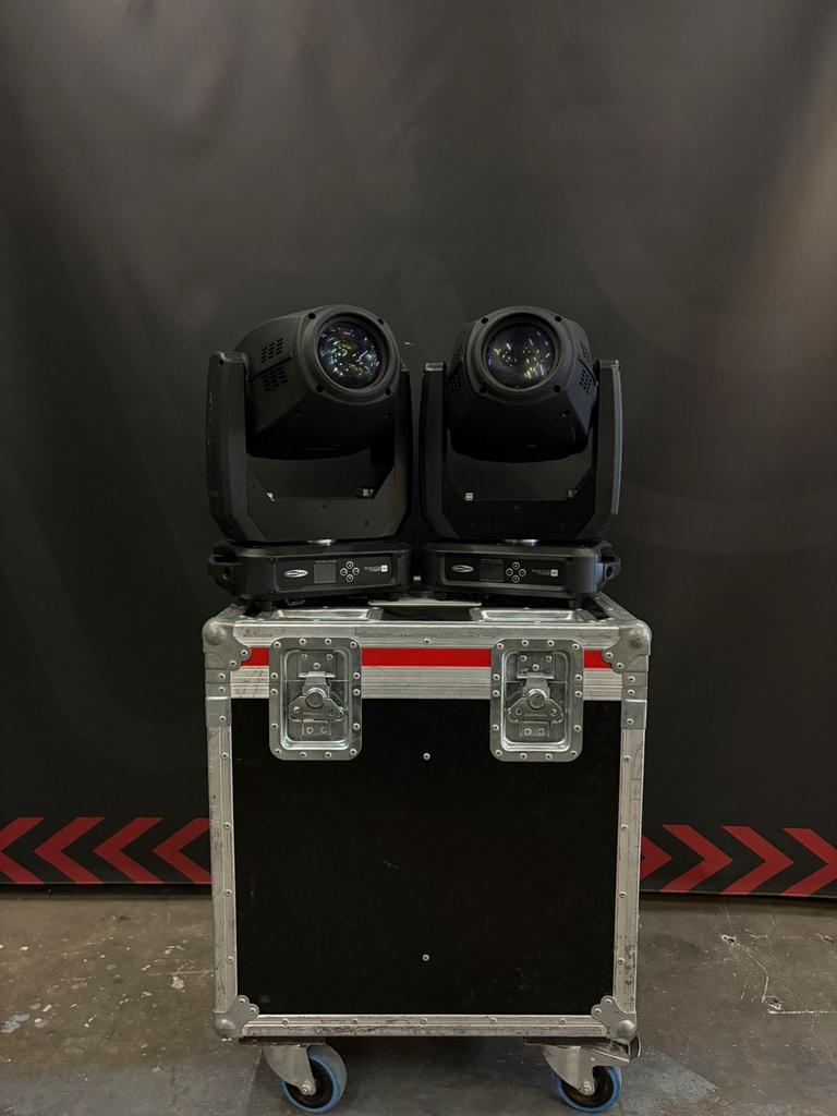 6x Showtec Phantom Hybrid 3R in Flightcase, Muziek en Instrumenten, Licht en Laser, Gebruikt, Licht, Geluidgestuurd, Kleur, Stroboscoopeffect