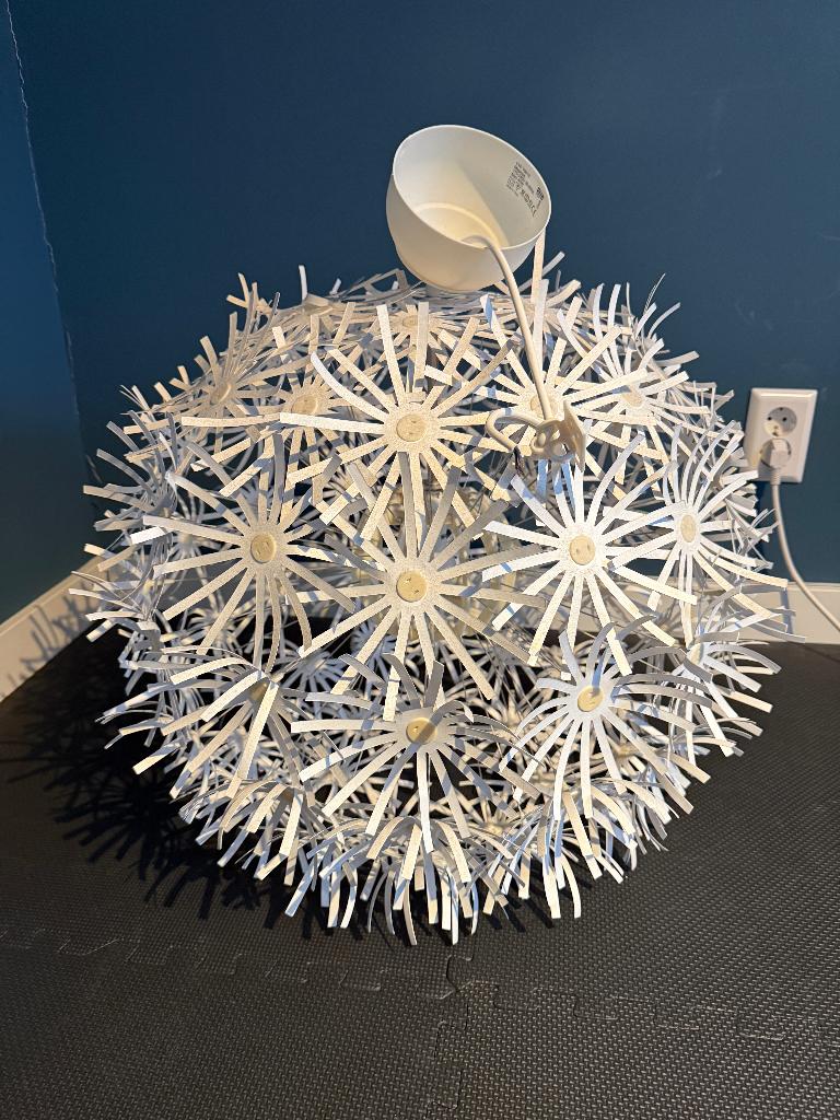 IKEA PS Maskros hanglamp met lichtbron, Ophalen of Verzenden, Gebruikt, Minder dan 50 cm