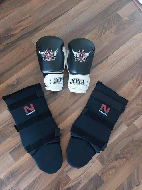 Kickboxs/Boxs set van Joya+Nikko, Maat XS of kleiner, Ophalen of Verzenden, Zo goed als nieuw, Overige