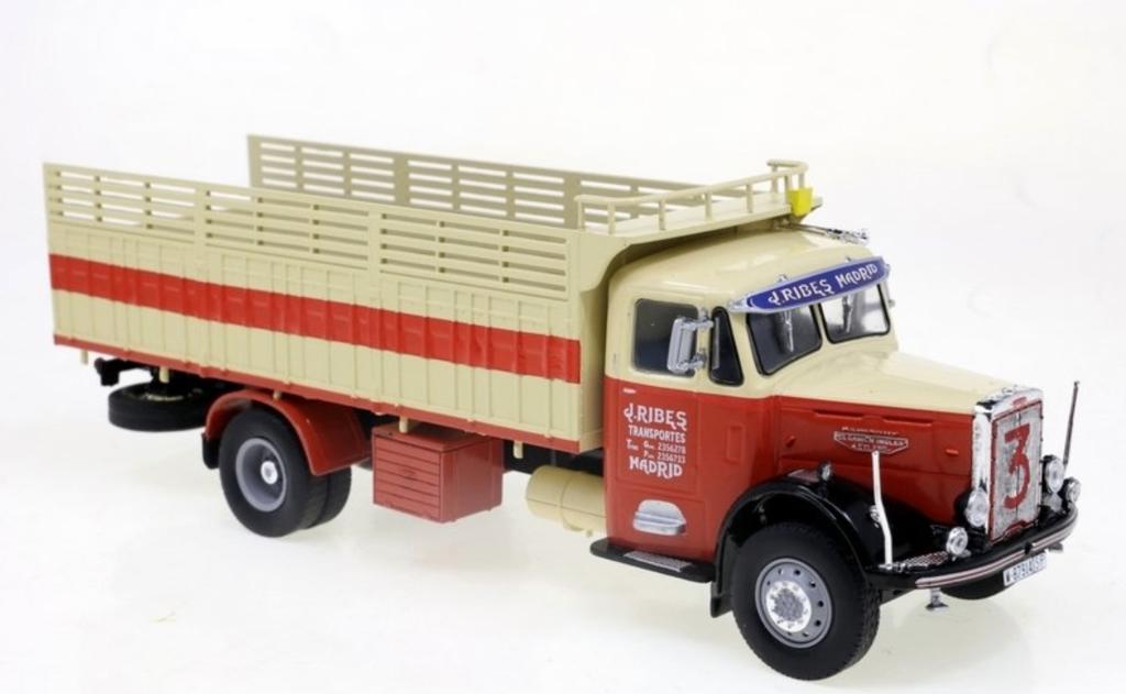Leyland Beaver 1951 schaal 1/43 SERIE camion autobus # 27
