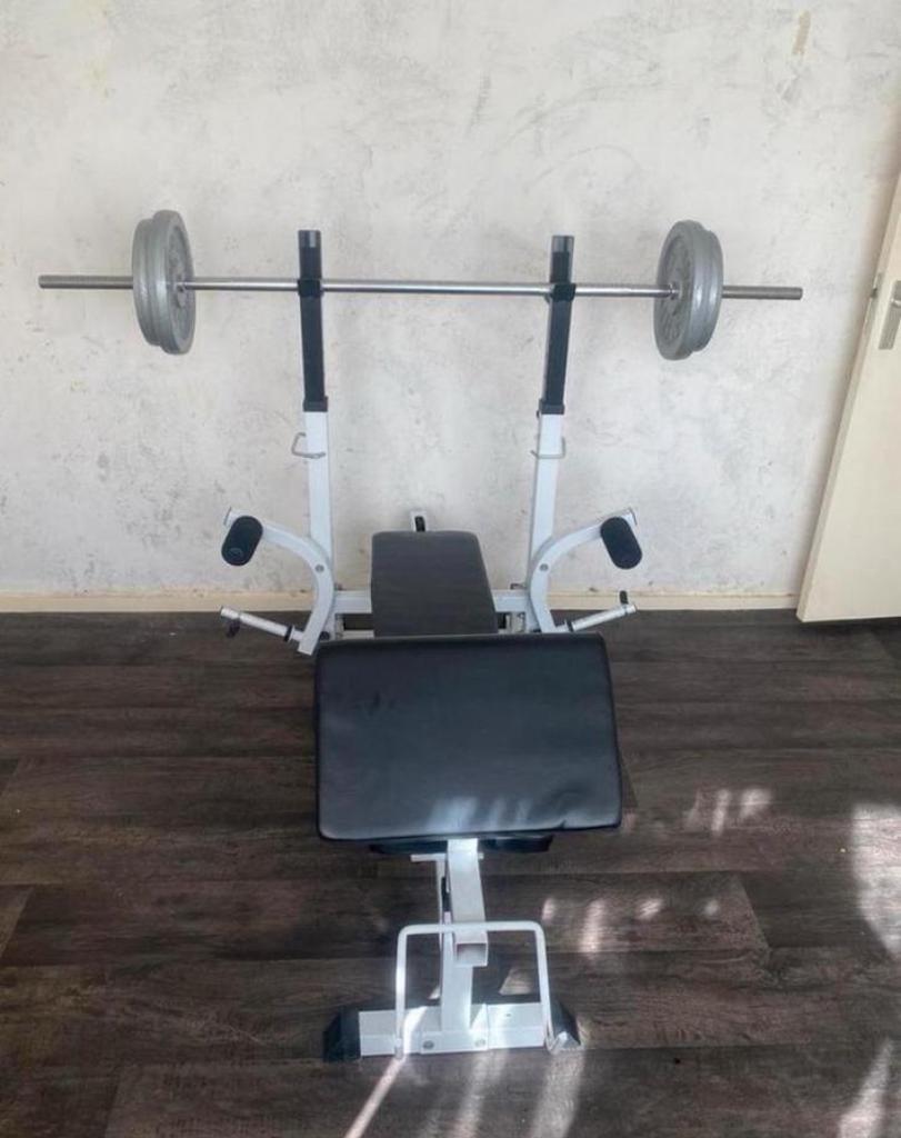 Halterbank met gewichten gorilla, Sport en Fitness, Ophalen, Zo goed als nieuw, Buik, Fitnessbank