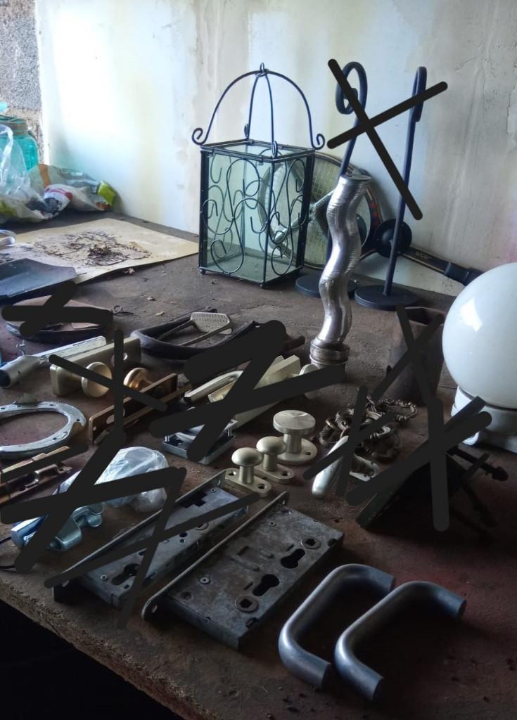 Oude gereedschappen en spullen van de boerderij, Ophalen of Verzenden