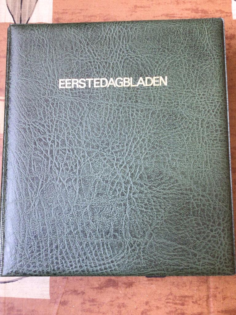 Nederland eerstedagbladen nr. 1 T/m 67 compleet, Postzegels en Munten, Postzegels | Nederland, Ophalen of Verzenden