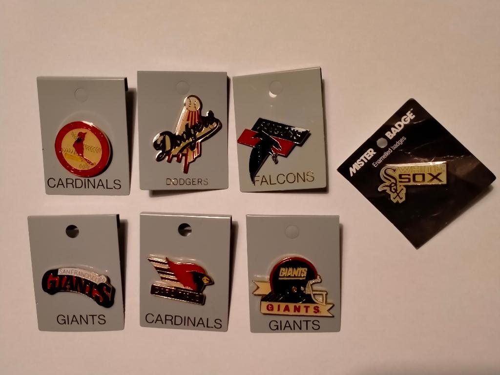 NFL Giants Falcons Dodgers pins American football pins, Ophalen of Verzenden, Zo goed als nieuw