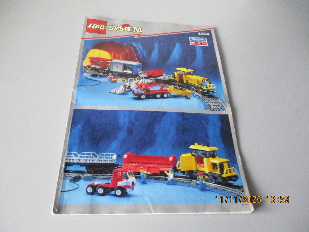 9v 4564 Goederentrein LEGO Bouwboekje (1) zeer goede staat!, Kinderen en Baby's, Speelgoed | Duplo en Lego, Ophalen of Verzenden