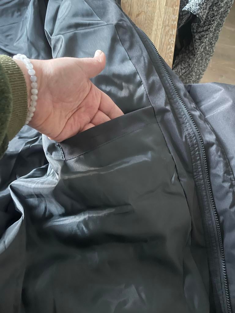 Zwarte winterjas, Kleding | Dames, Jassen | Winter, Ophalen of Verzenden, Zo goed als nieuw, Zwart