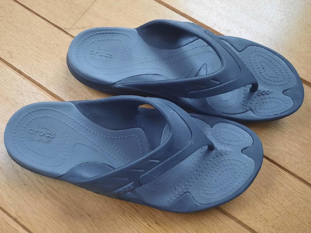 Crocs Kadee II Dual Comfort slippers zwart maat 40/41 - nieu, Slippers, Zwart, Nieuw, Ophalen of Verzenden