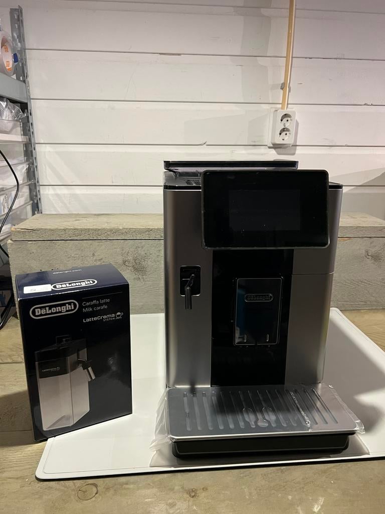 DeLonghi PrimaDonna Soul ECAM 610.55.SB - Volautomatische es, Koffiemachine, Ophalen of Verzenden, Zo goed als nieuw, Nvt