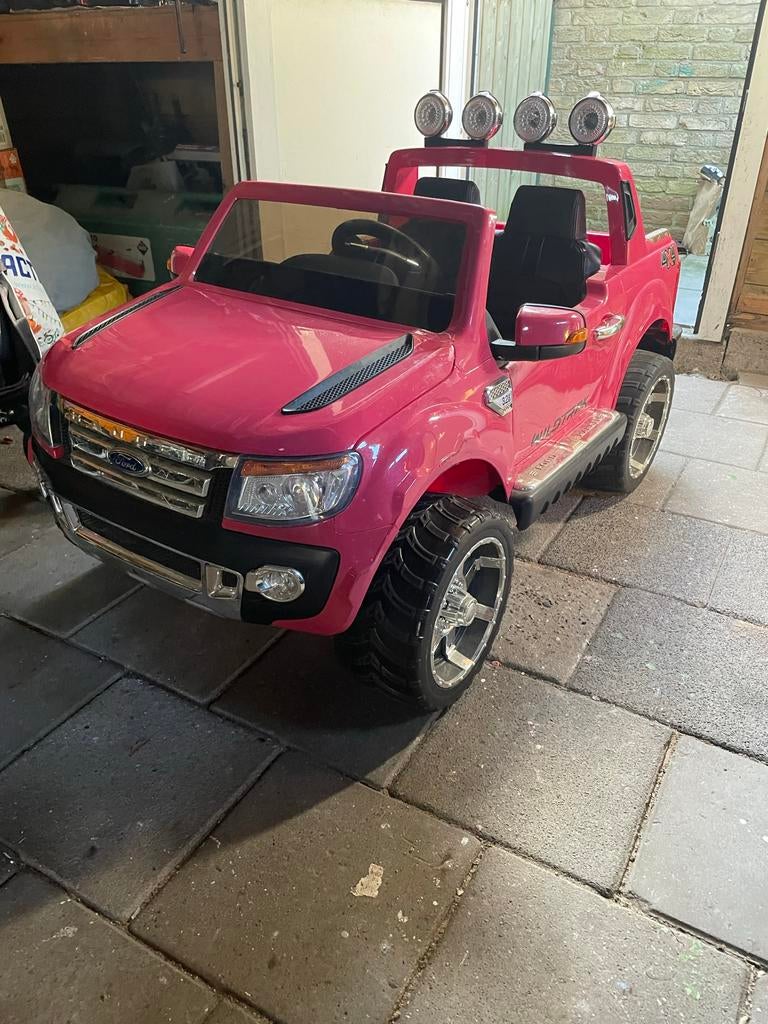 Roze Ford Ranger elektrische kinderauto, Ophalen, Gebruikt, Loopvoertuig