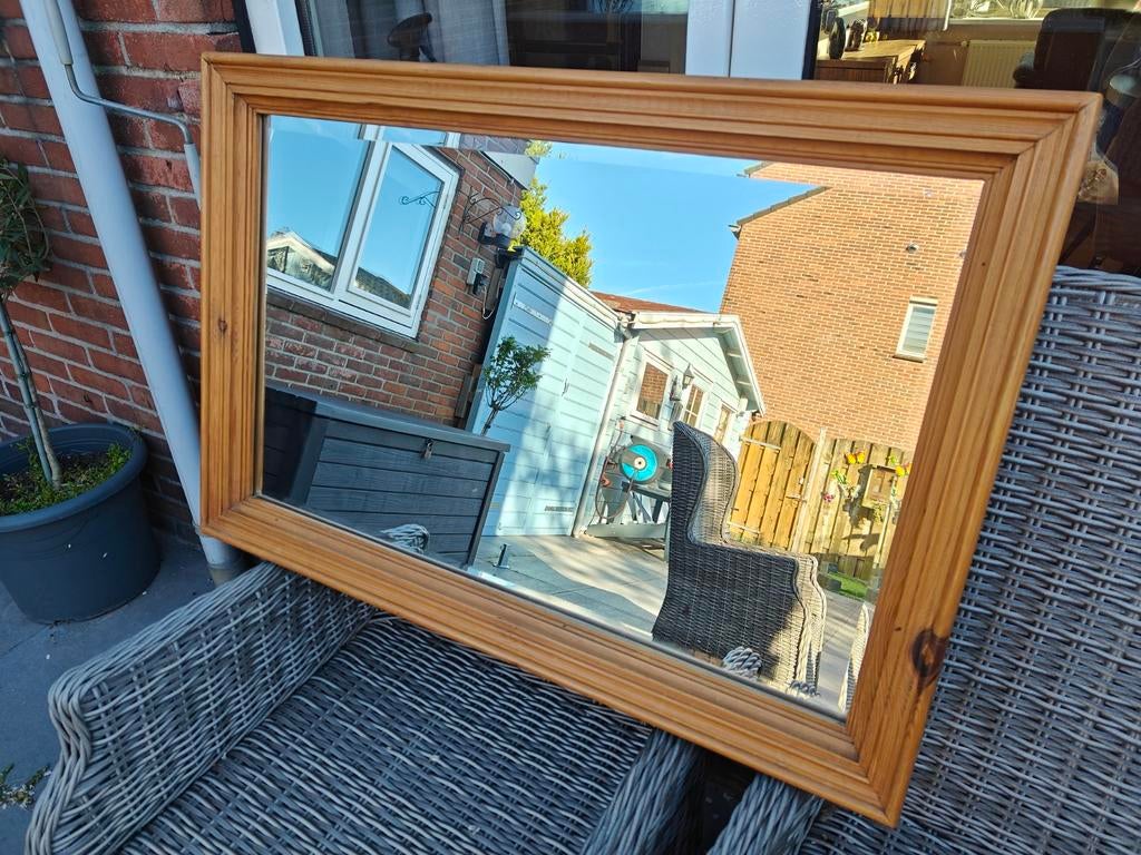 Spiegel met grenen lijst. 90 X 60 cm, Huis en Inrichting, Woonaccessoires | Spiegels, Ophalen