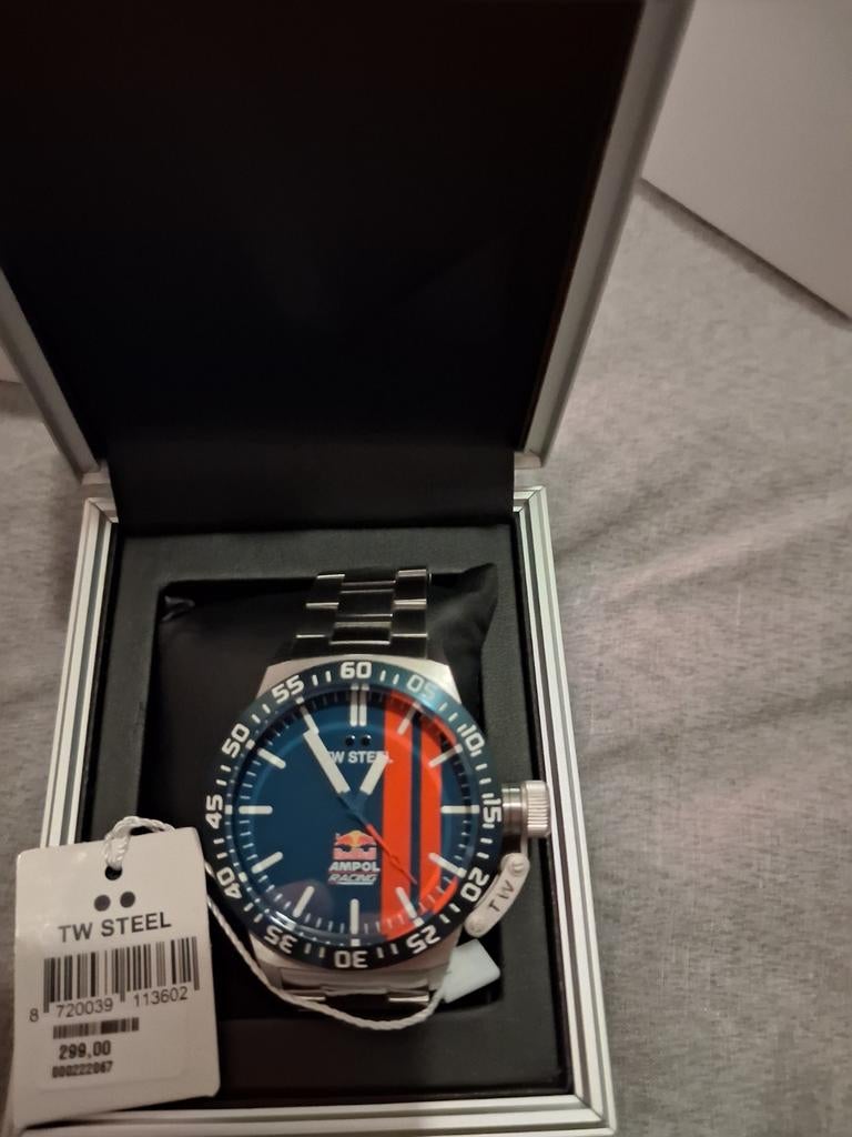 TW Steel Red Bull Ampol Racing horloge, Ophalen of Verzenden, Staal, Overige merken