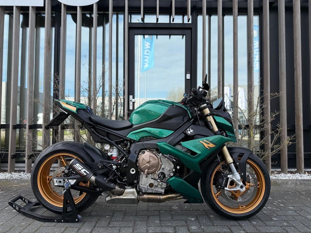 UNIEKE CUSTOM BMW S 1000 R Isle man of green S1000R, 4 cilinders, Motorrijbewijs A, Bedrijf, Onbekend