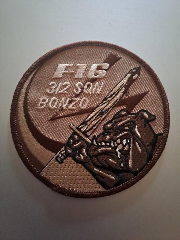 Nr 106, Verzamelen, Luchtvaart en Vliegtuigspotten, Ophalen of Verzenden, Boek of Tijdschrift