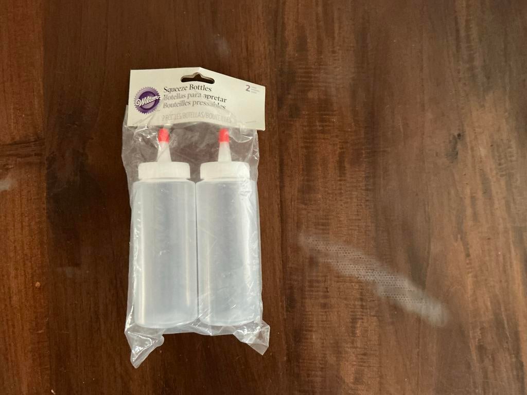 Wilton Knijpflessen voor decoratie (2 stuks), Ophalen, Nieuw, Taarten of Cupcakes, Versiering