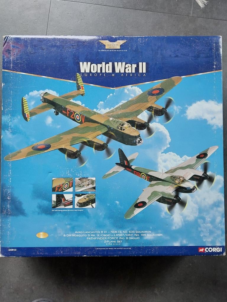 Corgi World War II 2-plane set Avro Lancaster & DH Mosquito, Ophalen of Verzenden