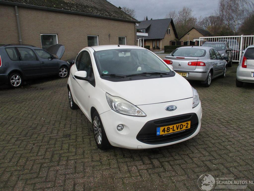 Ford Ka 1.2 Titanium X (bj 2010), 1242 cc, Wit, Handgeschakeld, Ford