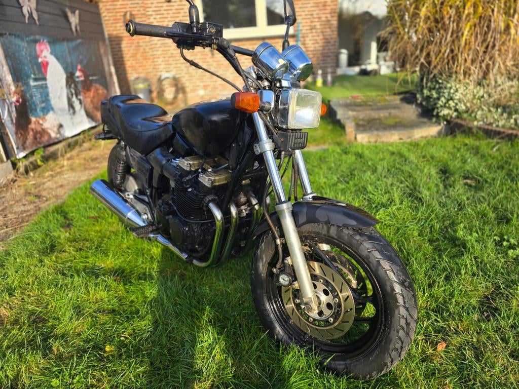Yamaha Radian YX600 (gelijk aan XJ600) met weinig kilometers, Particulier, 4 cilinders, Naked bike