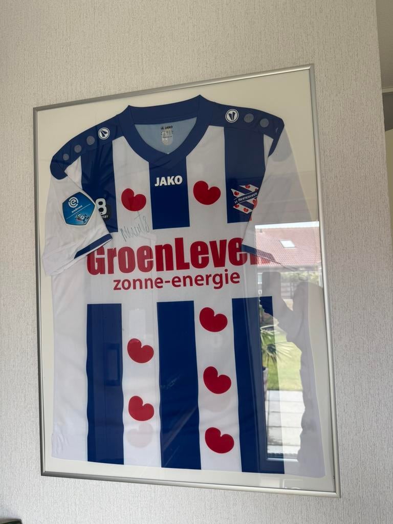 Gesigneerde shirt Thorsby in lijst, Ophalen, Zo goed als nieuw, Buitenlandse clubs, Shirt