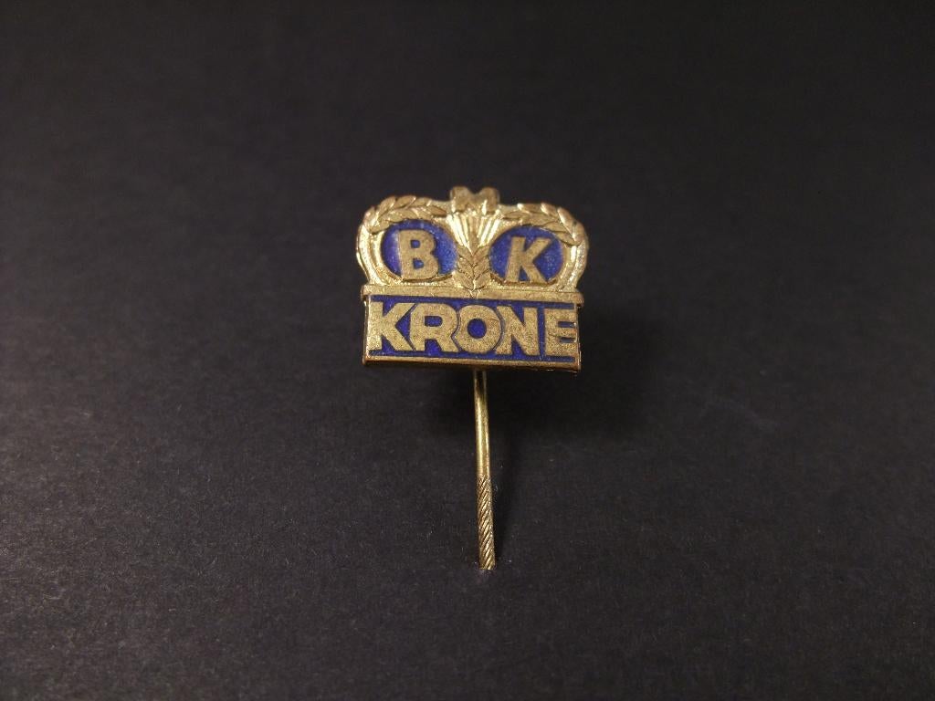 BK Krone fabrikant van landbouwmachines en tractoren,speldje, Ophalen of Verzenden, Gebruikt, Overige onderwerpen