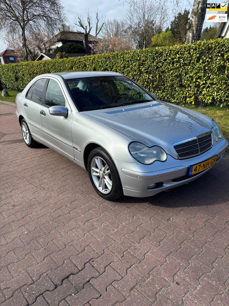 Mercedes-Benz C-klasse 180 K. Elegance NAP NWE APK TOP STAAT, 13 km/l, Achterwielaandrijving, Gebruikt, Parkeersensor