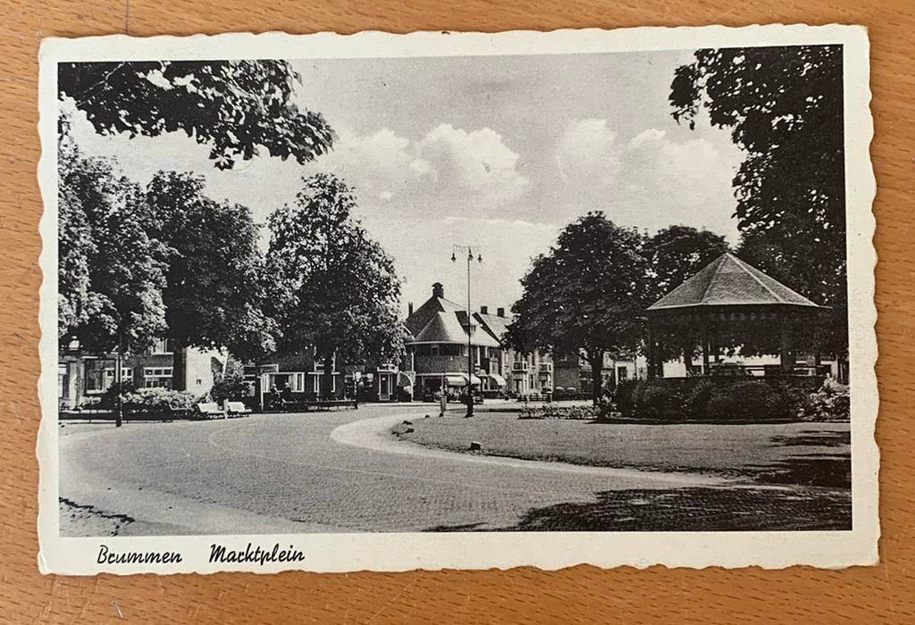 Ansichtkaart Brummen Marktplein, Ophalen of Verzenden, 1940 tot 1960