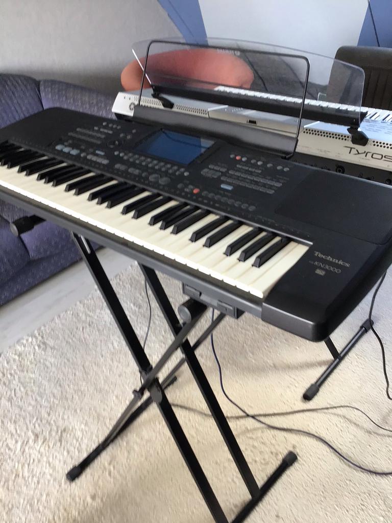 Technics KN3000 Keyboard - Uitstekende staat, Muziek en Instrumenten, Keyboards, Ophalen, 61 toetsen, Zo goed als nieuw, Met standaard
