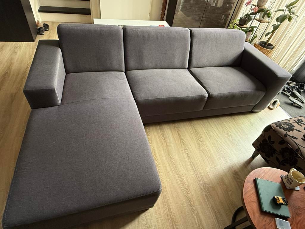 Zo goed als nieuwe 2-delige hoekbank - Grijs, Huis en Inrichting, Banken | Complete zithoeken, Zo goed als nieuw, Stof, Ophalen of Verzenden