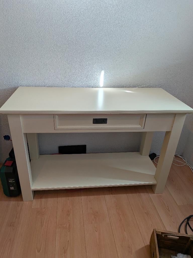 Mooie sidetable  kleur offwhite met lade, Huis en Inrichting, Tafels | Sidetables, Ophalen, 100 tot 150 cm, Zo goed als nieuw