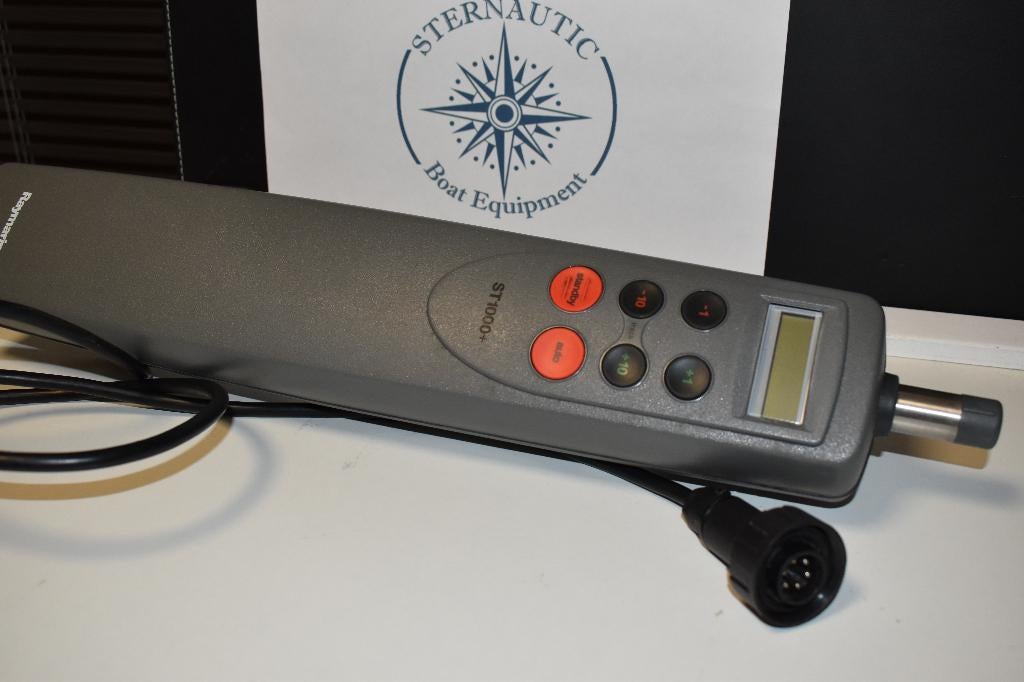 Raymarine ST1000 Zeer goede en gave stuurautomaat., Ophalen of Verzenden, Zo goed als nieuw, Communicatie