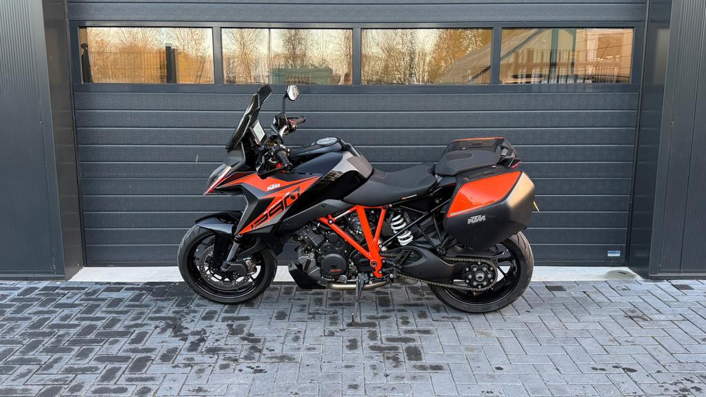 KTM Tour 1290 SuperDuke GT ABS - foto 3