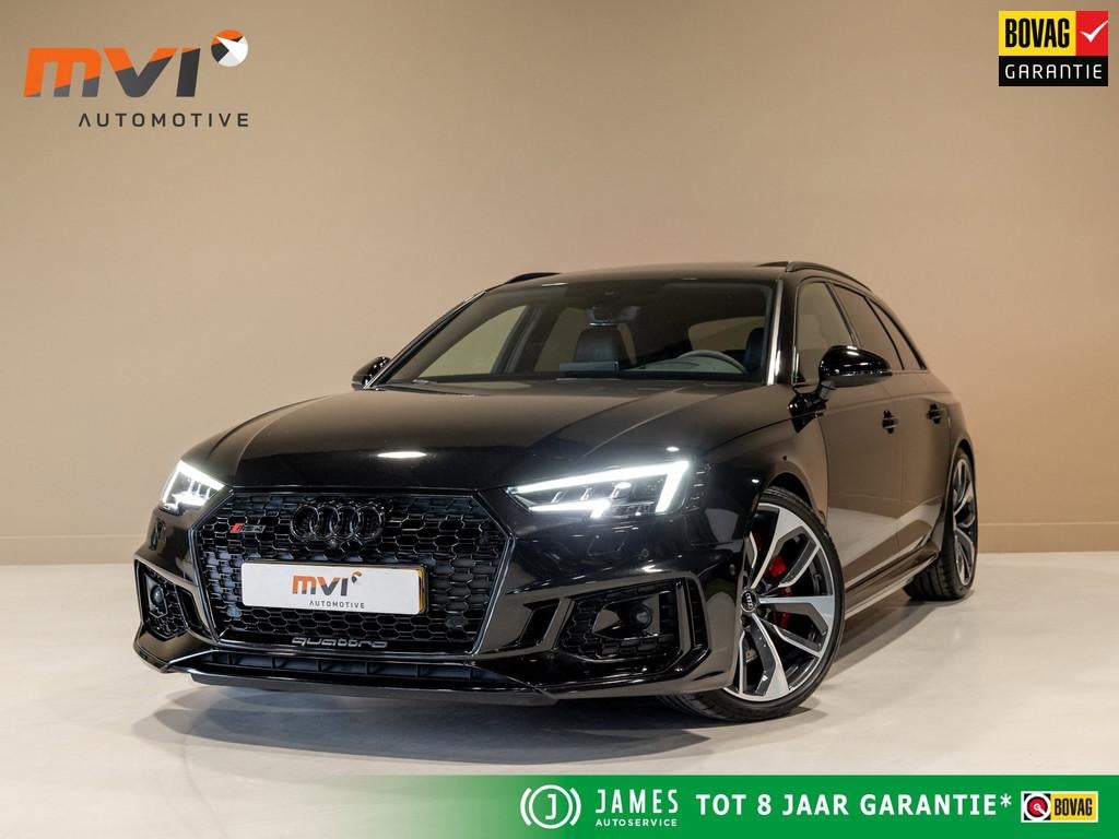 Audi A4 Avant 2.9 TFSI RS 4 quattro / 450pk / Panorama dak /, Automaat, Gebruikt, Met garantie (alle), Zwart
