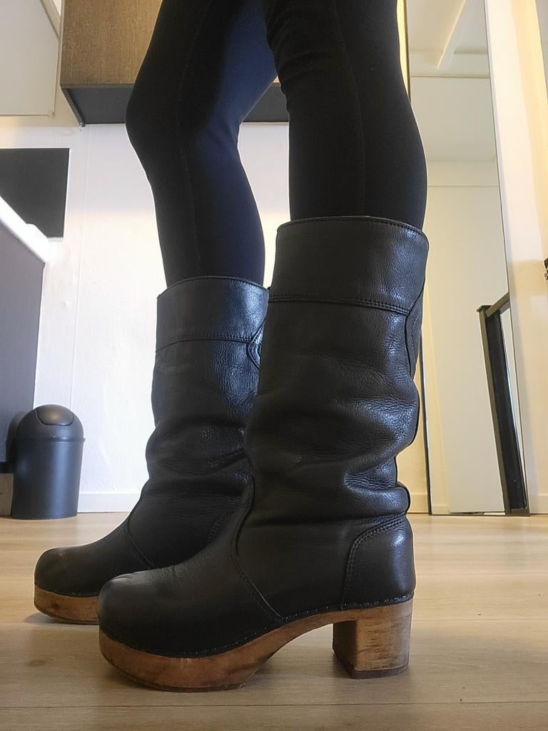 Sanita klomp laarzen mt 38/39, Kleding | Dames, Schoenen, Hoge laarzen, Zwart, Ophalen of Verzenden, Sanita