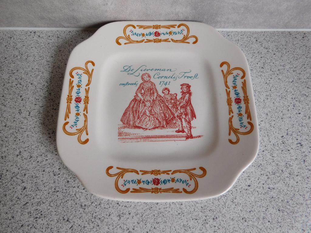 Bord 15 cm. de Liereman Boch Belgium, Antiek en Kunst, Ophalen of Verzenden