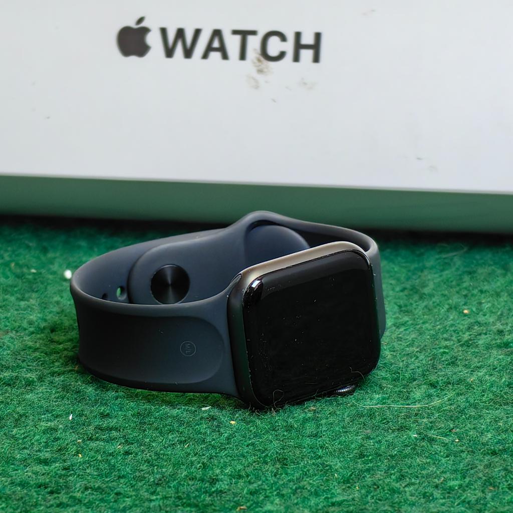 Apple Watch SE 1 | 40 MM | GPS, Apple, Zo goed als nieuw, Support@apple.com, One Apple Park Way
Cupertino, CA 95014
United States