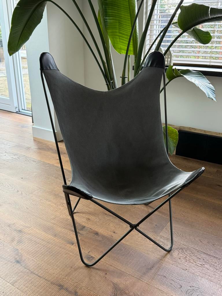 Grijze Vlinderstoel - Stoer en Stijlvol, Ophalen, Zo goed als nieuw, Eén, Stof