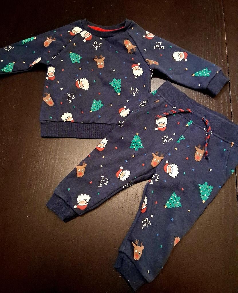 Kerst pakje Primark 9-12mnd mt 80, Ophalen of Verzenden, Zo goed als nieuw, Jongetje, Pakje