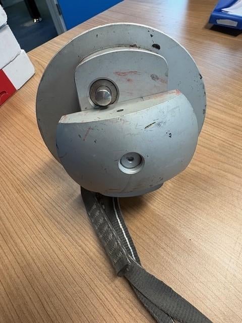 Container Ankerpunt, Ophalen, Zo goed als nieuw