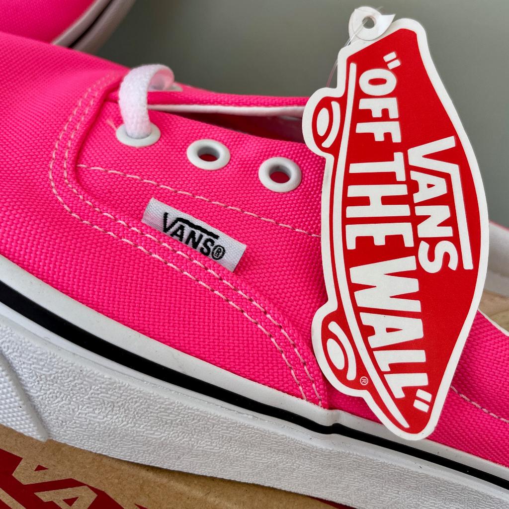-nieuw in doos- VANS Era Neon pink roze maat 38 skate fluo, Kleding | Dames, Schoenen, Nieuw, Ophalen of Verzenden, Sneakers of Gympen