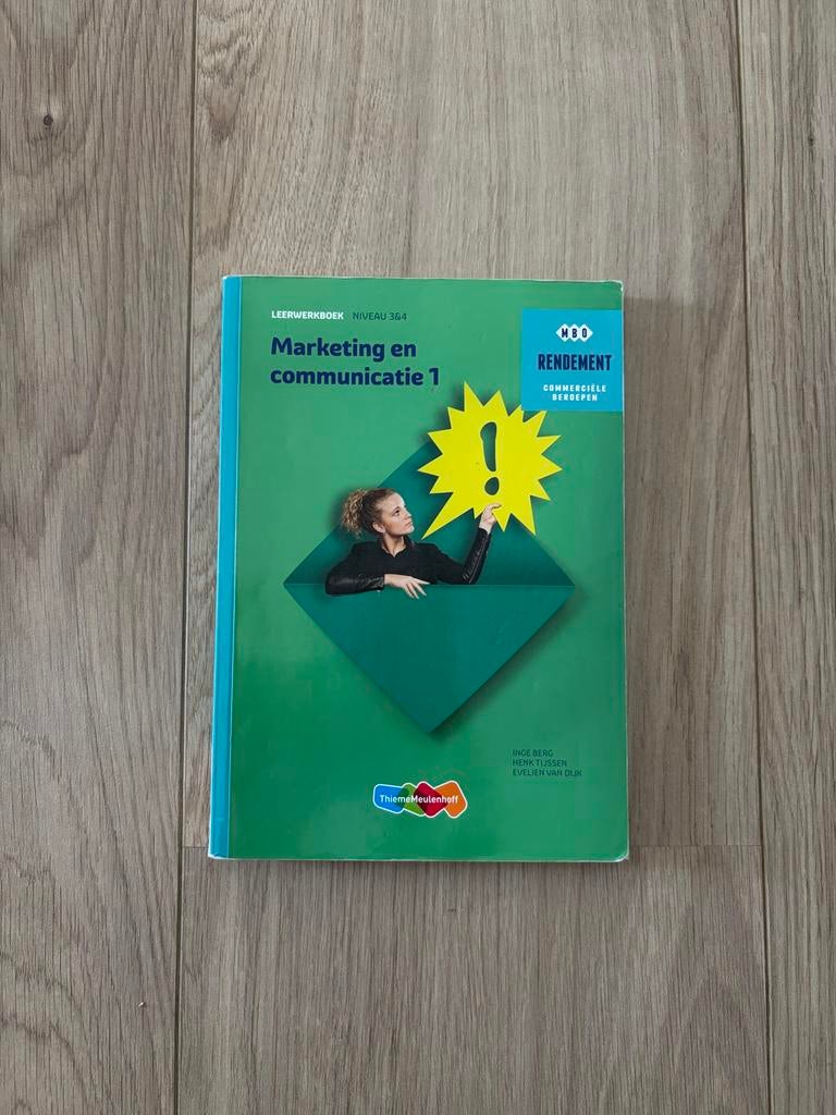 Marketing en communicatie 1 leerwerkboek, Boeken, Studieboeken en Cursussen, Ophalen of Verzenden, Gamma, Gelezen, MBO