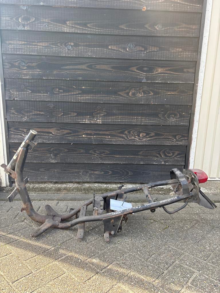 Recht Frame Malaguti Phantom F12 voor 2005 incl kenteken, Ophalen, Gebruikt, Frame, Overige merken