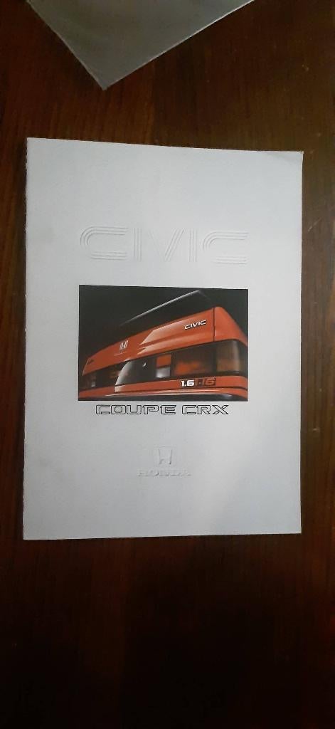 Honda crx 1.6 16v folder 1983 t/m 1987 nagenoeg nieuwstaat, Onbekend, Honda, Ophalen of Verzenden, Zo goed als nieuw