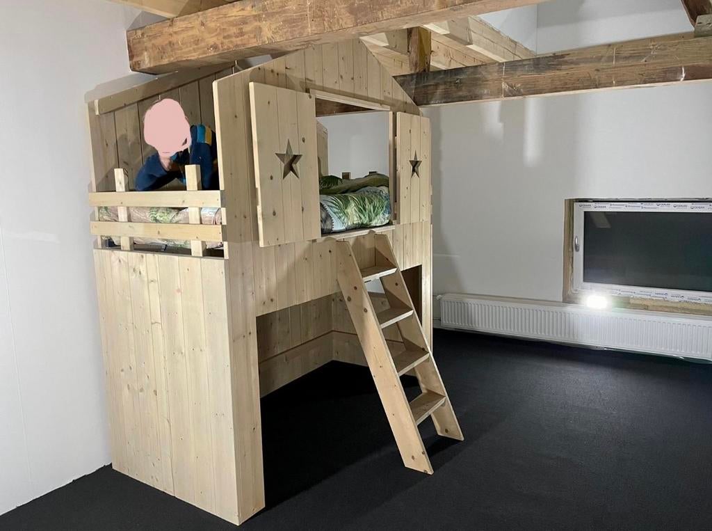 Boomhutbed Hoogslaper Steigerhout met Sterren, Ophalen, Gebruikt, Hoogslaper