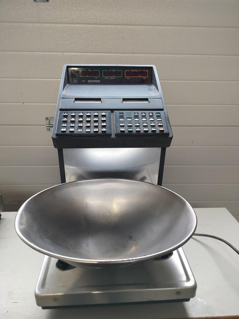 Bizerba weegschaal, Ophalen