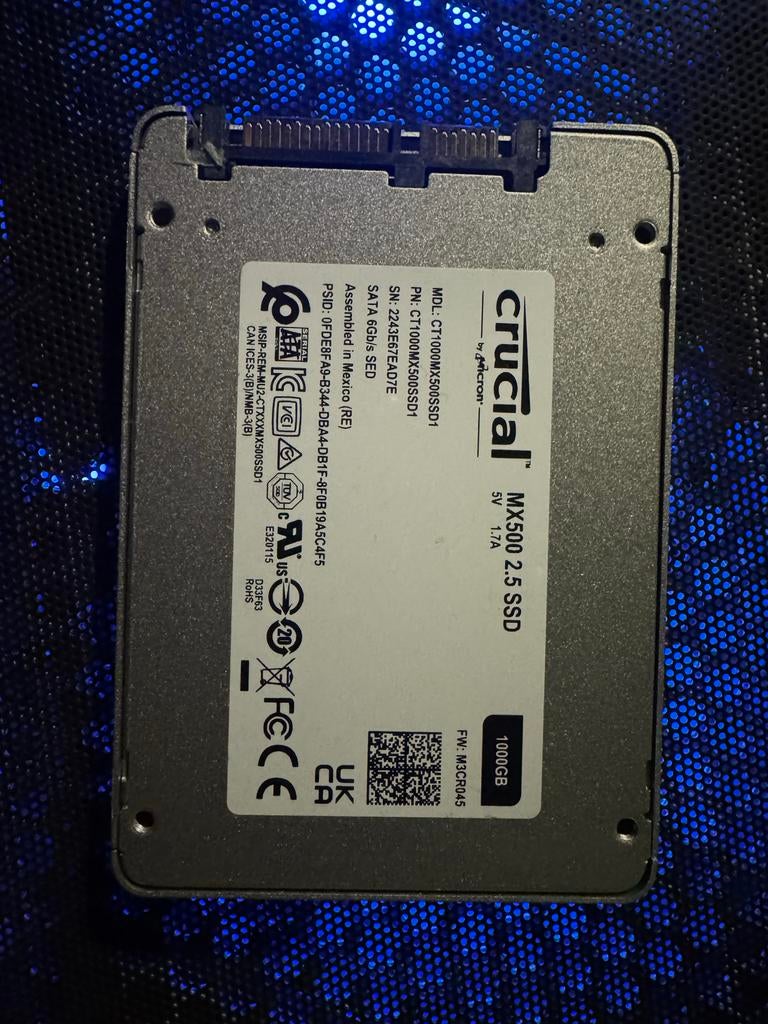 Crucial MX500 1TB SSD, Intern, Gebruikt, Server, Ophalen of Verzenden