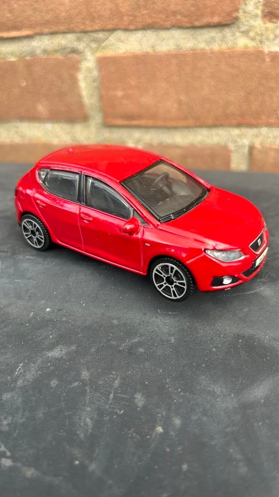 Bburago - SEAT IBIZA - 1/43, Ophalen of Verzenden, Zo goed als nieuw, Auto, Overige merken